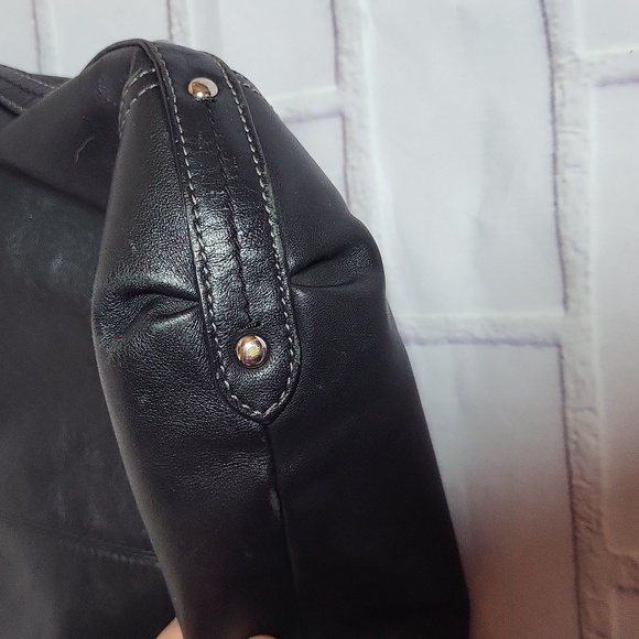 Coach Park Crossbody - Picture 4 of 7